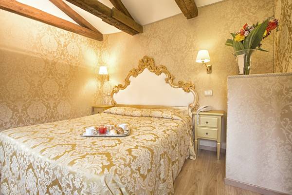 Residenza Goldoni - Economy Rooms
